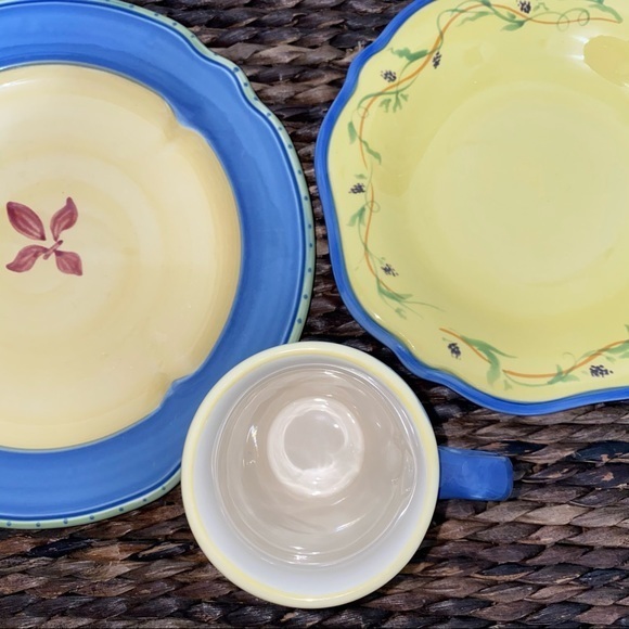 Pfaltzgraff Pistoulet 3pc dinner salad plate‎ & cup - Picture 3 of 5